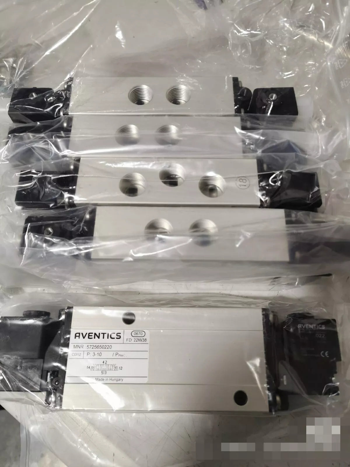 New 5725650220 Pneumatic Valve by DHL or FedEx #V4lv Ch Supplier