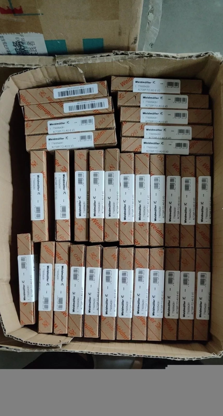 1 Pc New Isolator Act20p-Tci-Ao-S V0 7760054291 by DHL or Fedex#B2633 Cl Direct