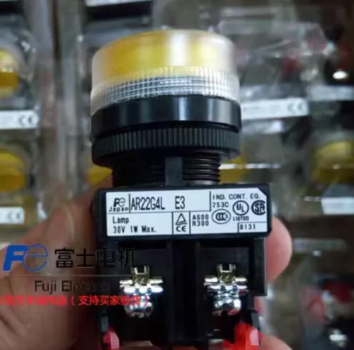 1PC Fuji AR22G4L-10E3Y Push Button Switch Fast Ship