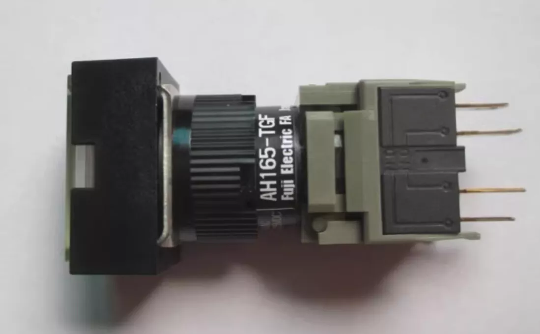 1PC Fuji AH165-TGFW11 Push Button Switch Fast Ship