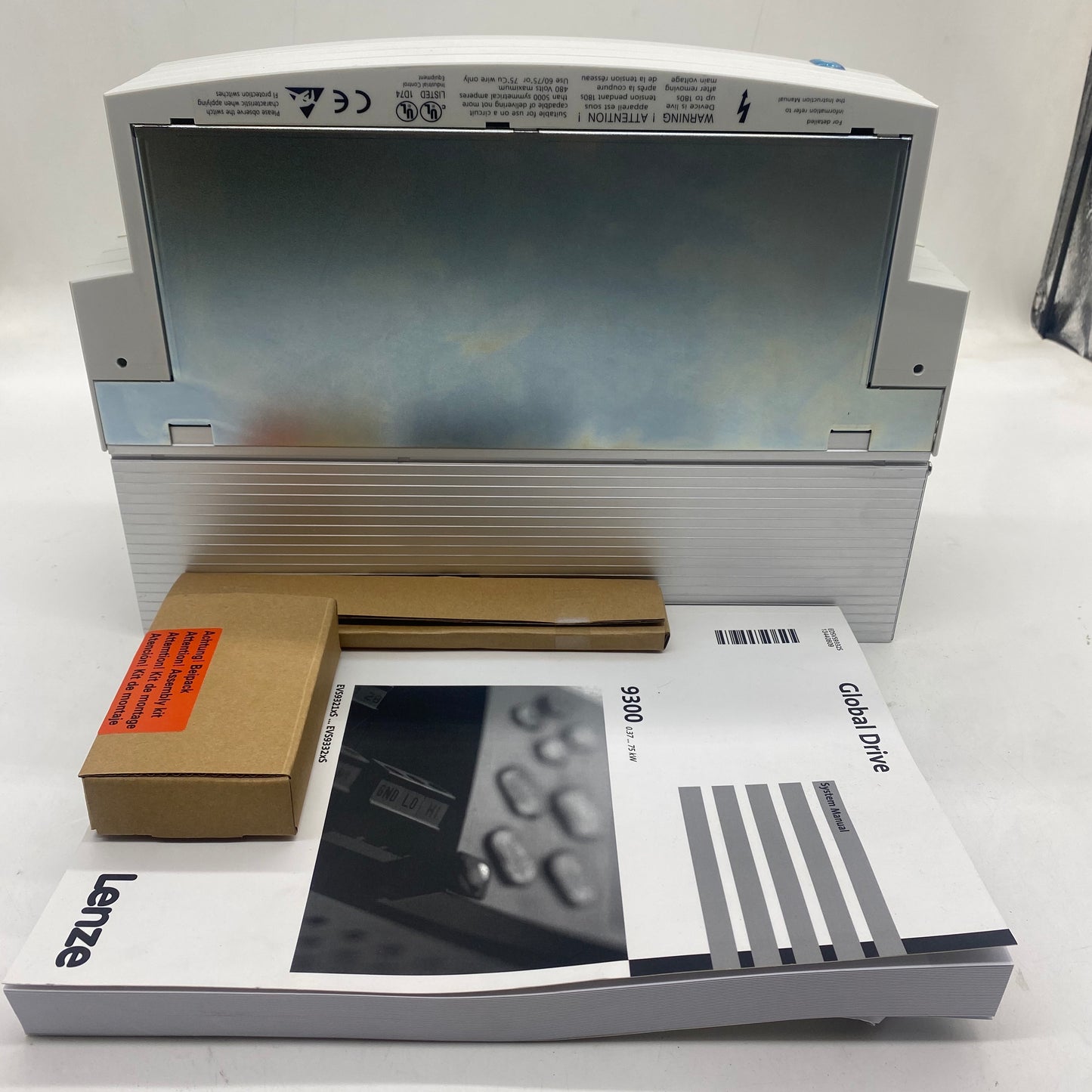 New LENZE EVS9325-CIV003 Inverter