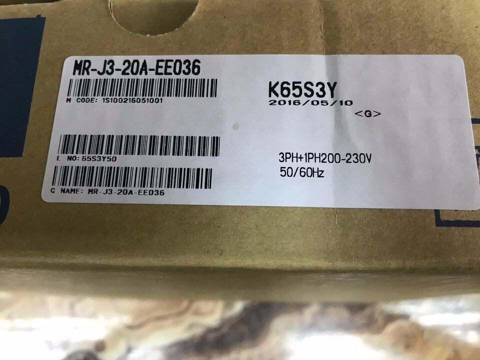 جديد ميتسوبيشي MR-J3-20A-EE036 محرك سيرفو MRJ320AEE036 DHL الشحن السريع