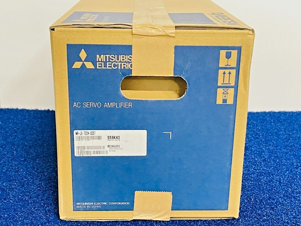 محرك سيرفو ميتسوبيشي MR-J3-700A4 الجديد MRJ3700A4 DHL الشحن السريع