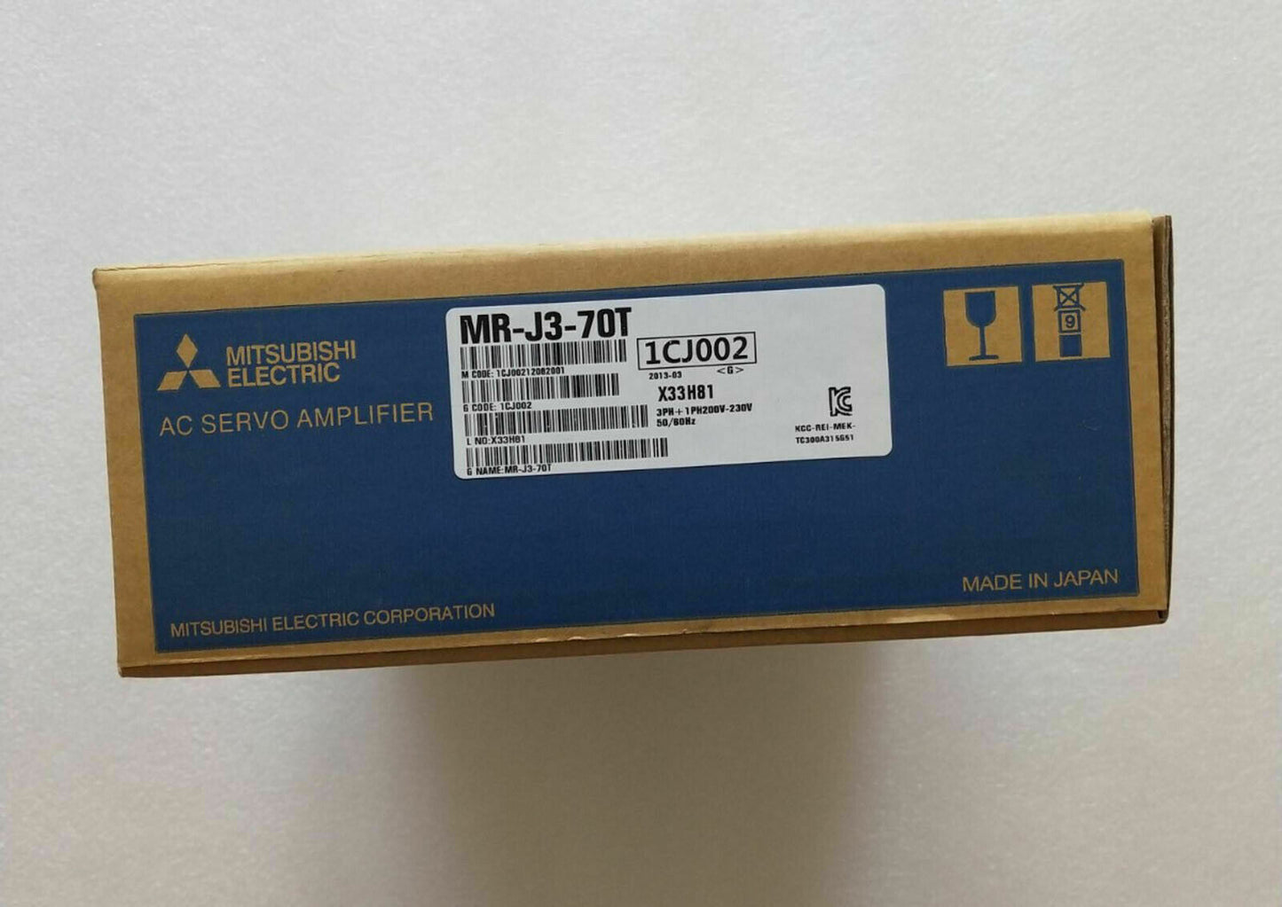 New Mitsubishi MR-J3-70T Servo Drive MRJ370T DHL Expedited Shipping