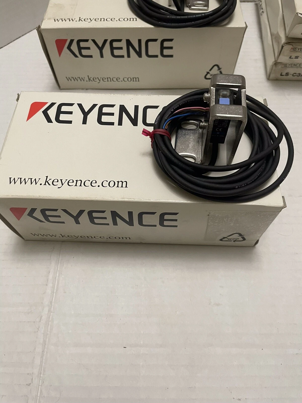 1PC New In Box Keyence PZ-M51P Photoelectric Sensor Expedited Ship
