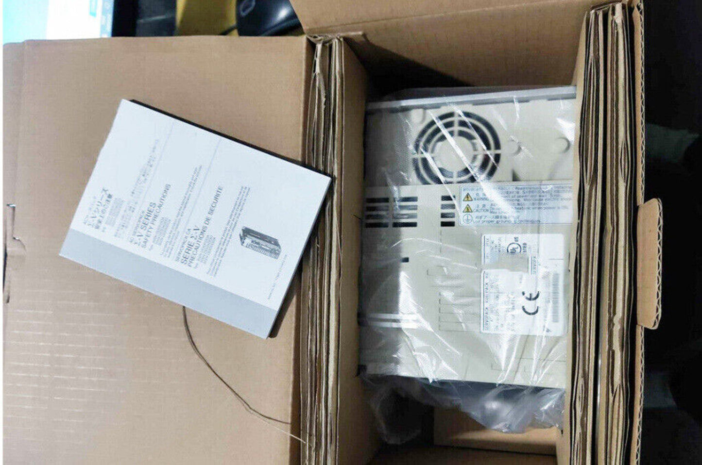 New Yaskawa SGDS-02A12AY506 Servo Drive Fast Ship