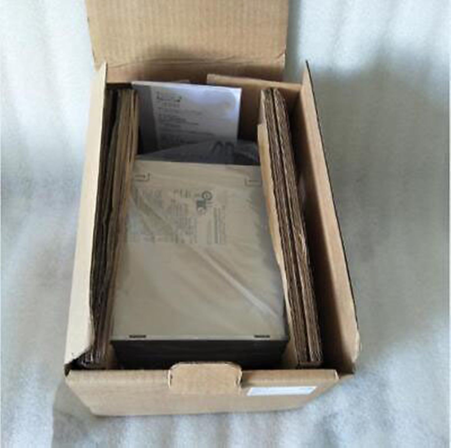 New Yaskawa SGDS-04F12A Servo Drive Fast Ship