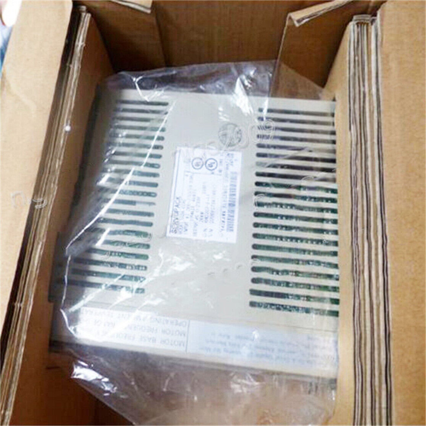 New Yaskawa SGDS-05A12A Servo Drive Fast Ship