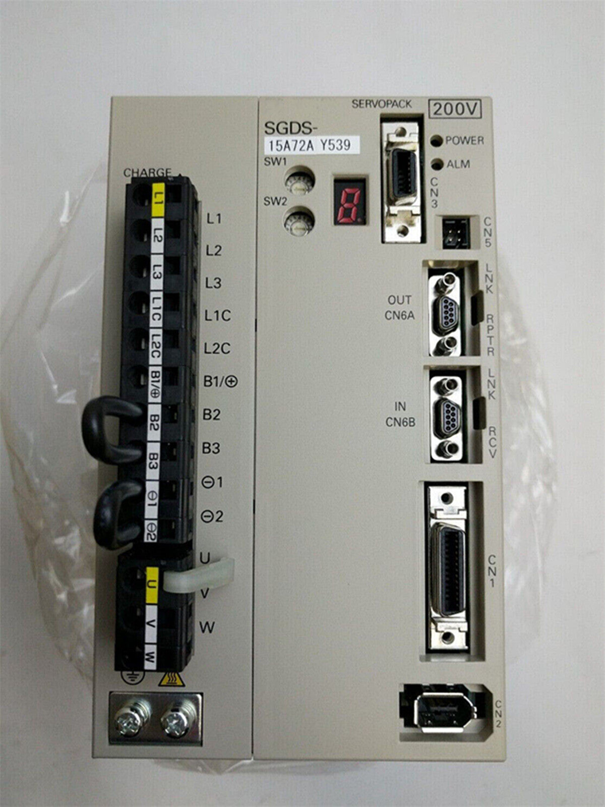 1PC Mitsubishi MR-J2S-100A Servoantrieb 1KW 5AMP 200-230V 50/60HZ 6AMP 170V 360HZ MRJ2S100A Servoantrieb Neuer In-Box-Schnellvertrieb mit einem Jahr Garantie