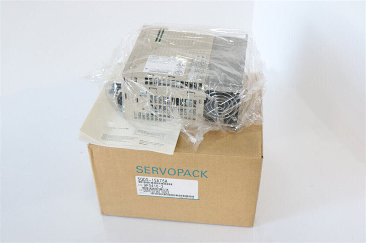 New Yaskawa SGDS-15A75A Servo Drive Fast Ship