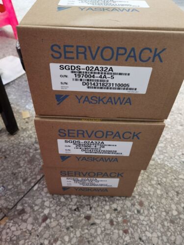 1PC Neue Yaskawa SGDS-02A32A Servo Drive SGDS02A32A Über Fedex/DHL