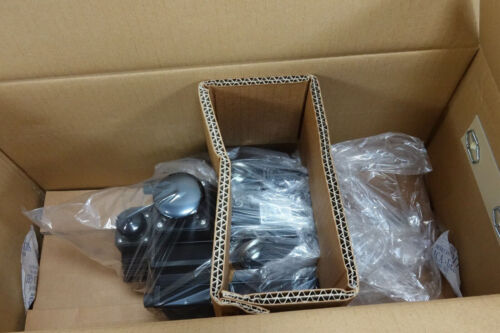 1 STÜCK Neuer Yaskawa SGMG-75A2AC Servomotor SGMG75A2AC Über Fedex/DHL