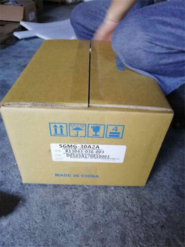 1PC New Yaskawa SGMG-30A2A Servo Motor SGMG30A2A Via Fedex/DHL One Year Warranty