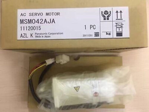 1PC Neuer Panasonic MSM042AJA Servomotor über Fedex/DHL Ein Jahr Garantie