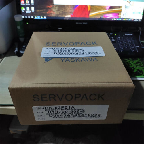 1PC Neuer Yaskawa SGDS-02F01A Servoantrieb SGDS02F01A Schneller Versand
