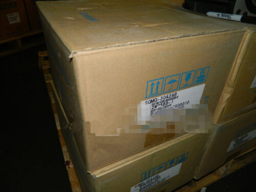 1 STÜCK Neu Im Karton Yaskawa SGMG-30A2AB Servomotor SGMG30A2AB Über DHL