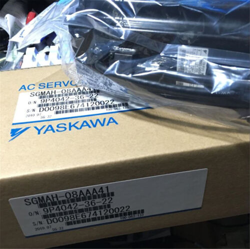 1PC NEW Yaskawa SGMAH-08AAA41 Servo Motor SGMAH08AAA41 Fast Ship