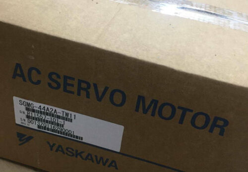 1 STÜCK Neu Im Karton Yaskawa SGMG-44A2A-TW11 Servomotor SGMG44A2ATW11 Über DHL