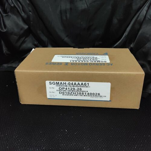 1PC New Yaskawa SGMAH-04AAA61 Servo Motor SGMAH04AAA61 Fast Ship
