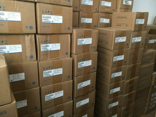 1 STÜCK Neu Im Karton Yaskawa SGMGH-55DCA61 Servomotor SGMGH55DCA61 Über DHL