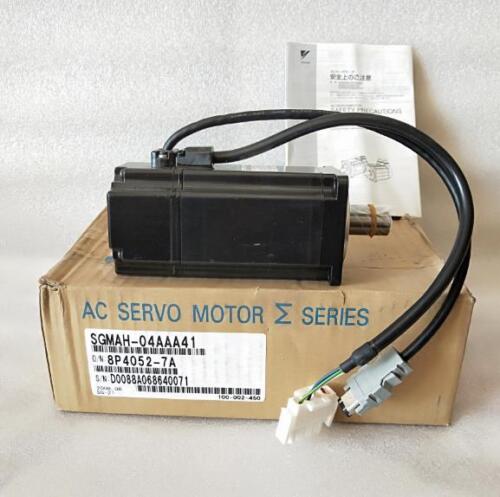 1PC New YASKAWA SGMAH-04AAA41 Servo Motor SGMAH04AAA41 Fast Ship
