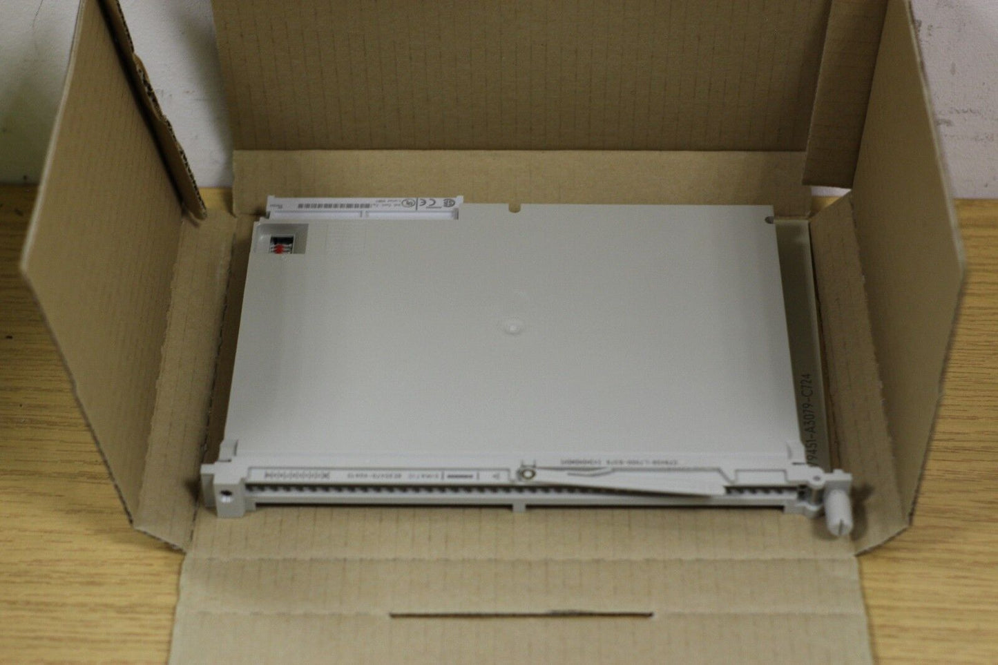 New 6ES5470-4UA13 PLC Fast Ship