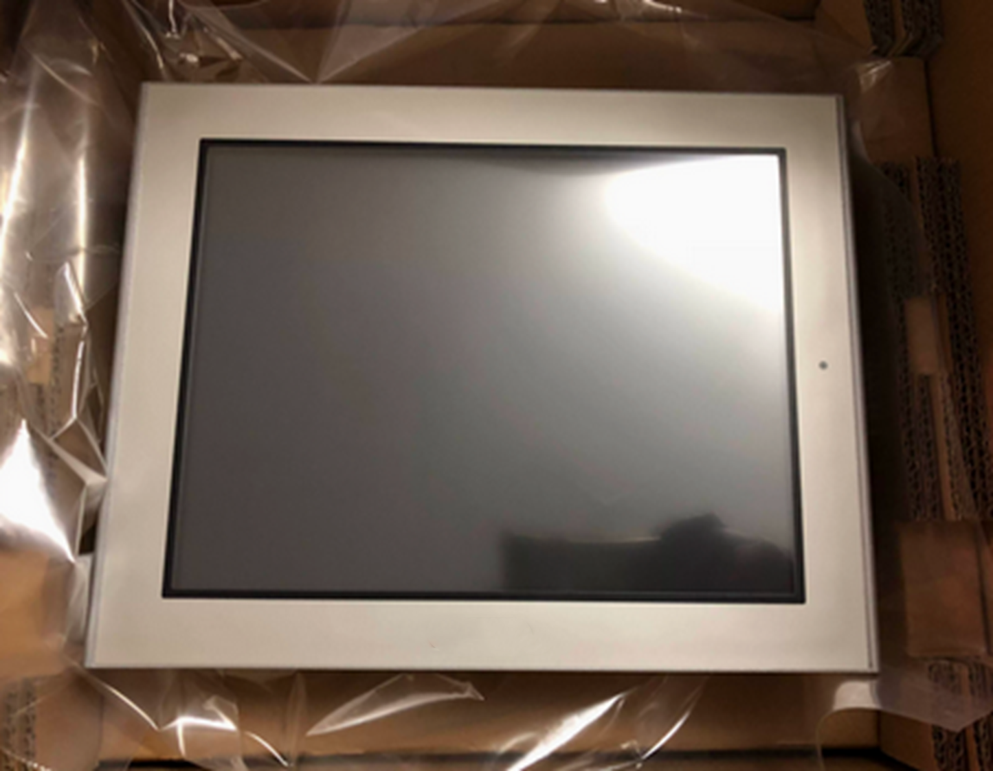 New Pro-face AGP3750-T1-D24-M Touch Screen Fast Ship