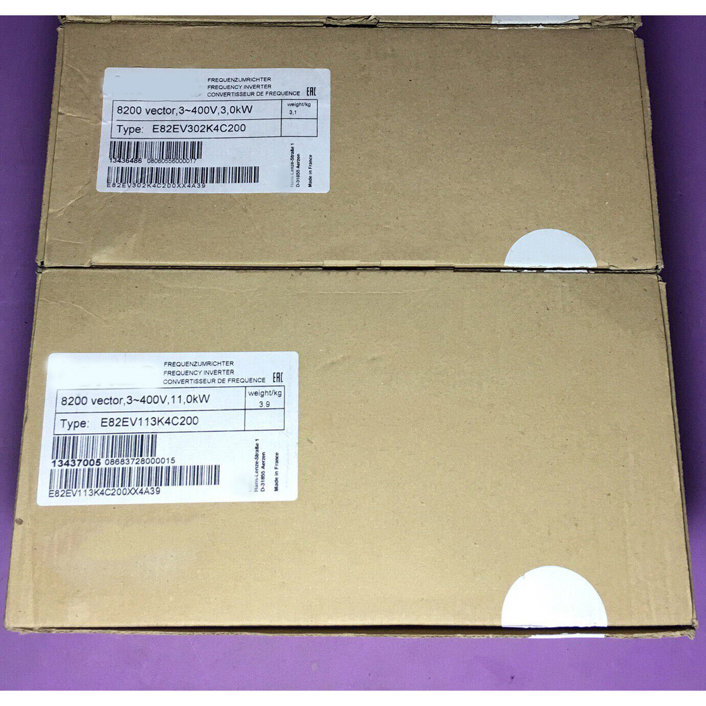 العاكس الجديد LENZE E82EV113_4C200