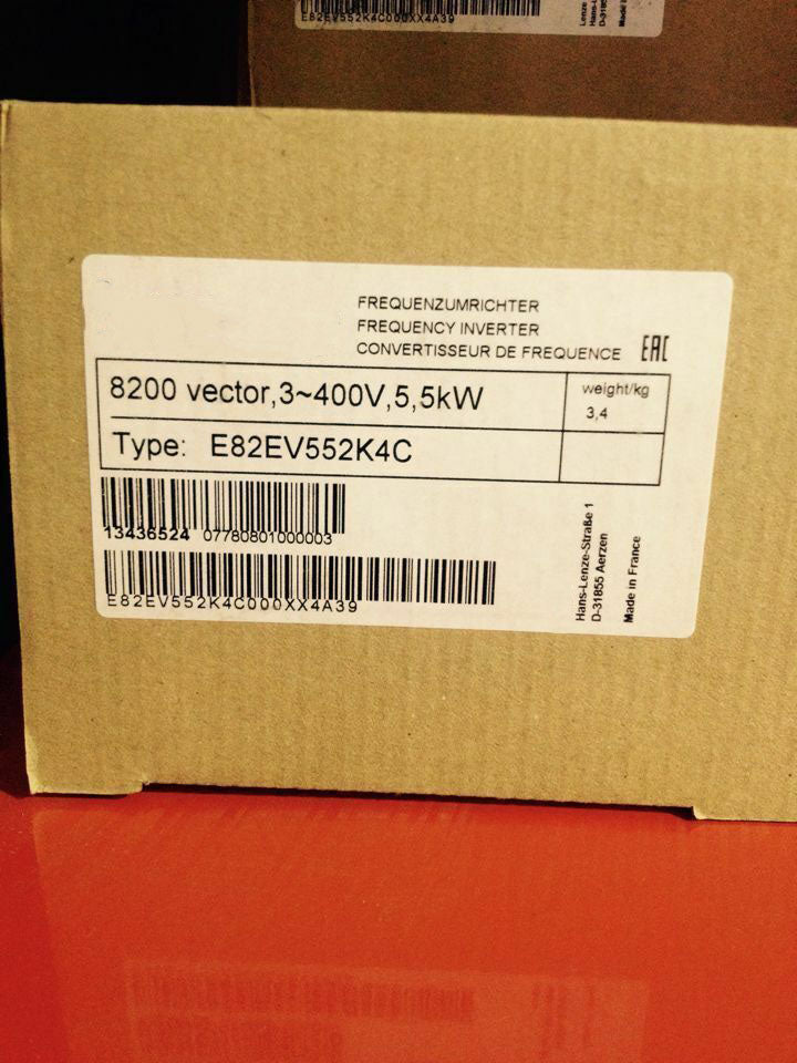 New LENZE Frequency Converter E82EV552_4C Inverter In Stock