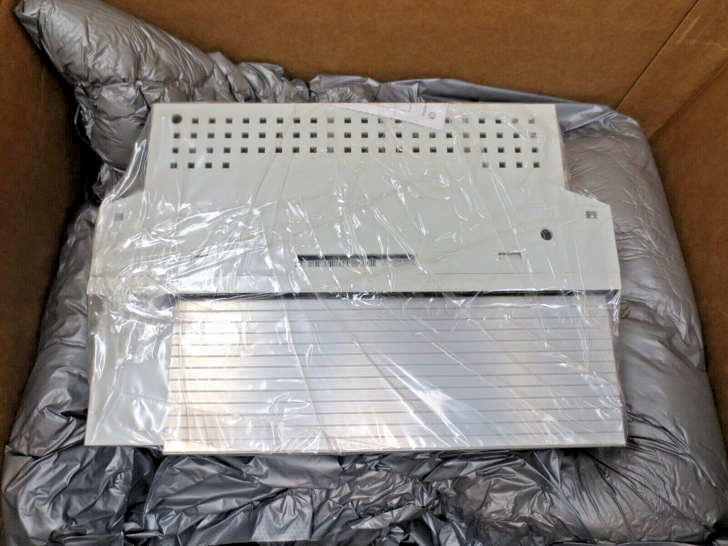 New LENZE ECSEA008A Inverter