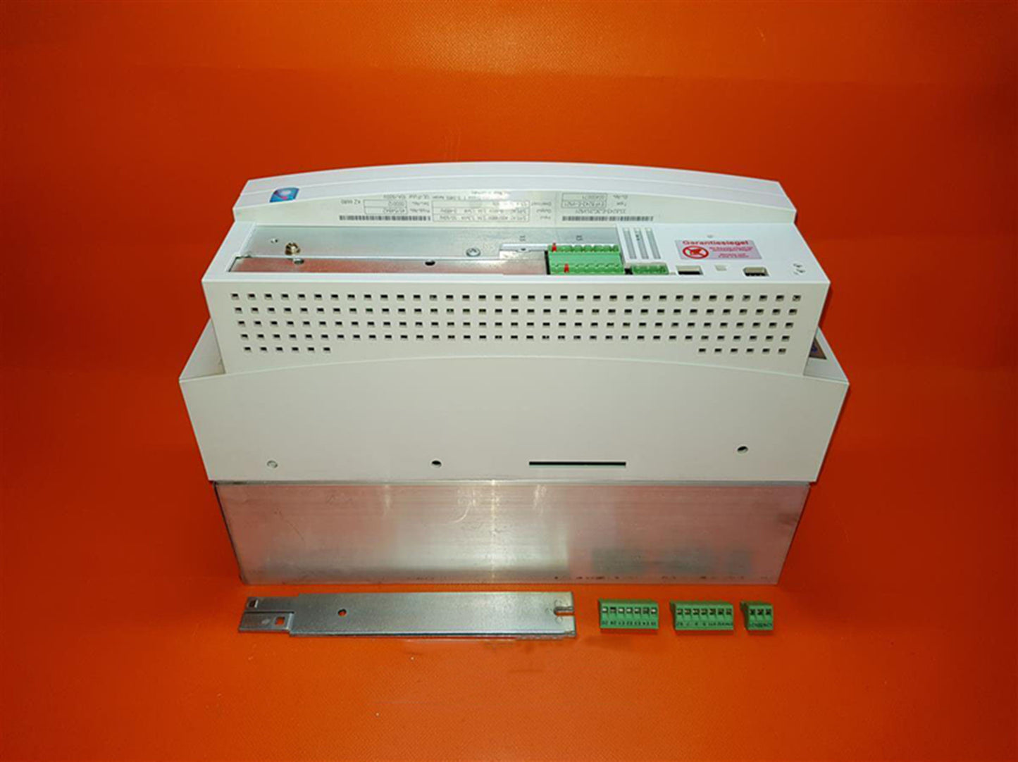 New LENZE EVF8243-E Inverter