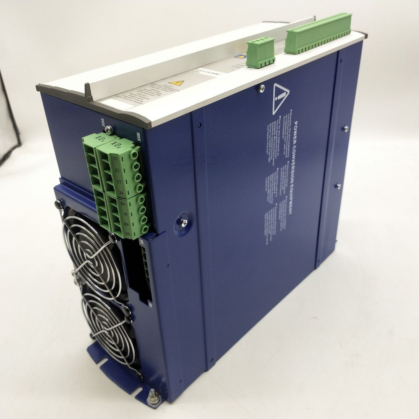 1PC Kollmorgen AKD-T00306-NBAN-0000 AKD-Serie Servoverstärker Neue Lieferung mit einem Jahr Garantie Fedex/DHL/USV