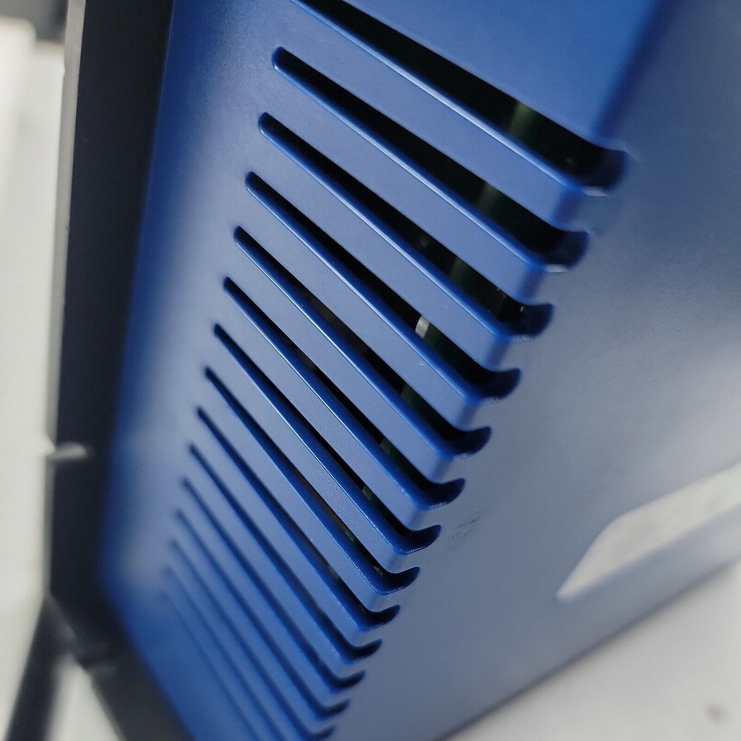 New Xenus XTL-230-40-S Servo Drive