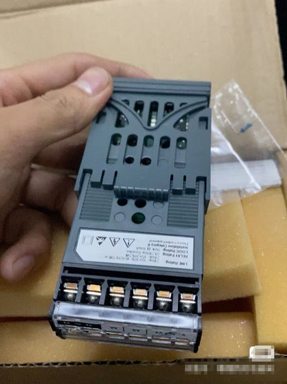 New 2132I Temperature Controller by DHL or FedEx #Vf1h Ch Business