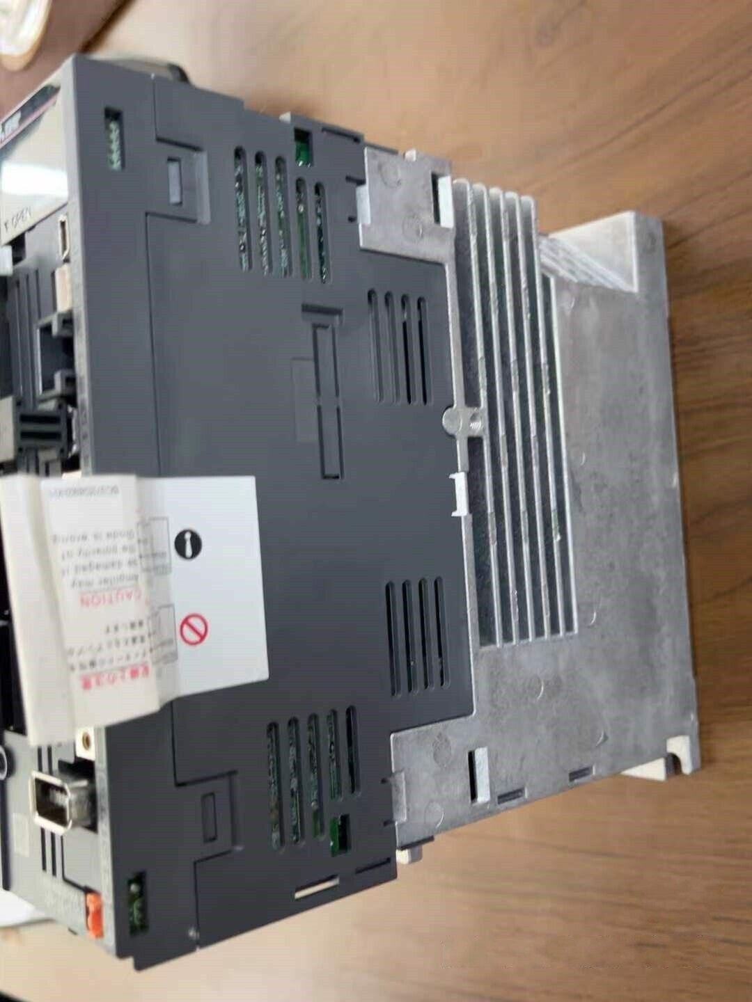 New Mr-J4-100A Servo Driver (By FedEx or DHL 90Days Warranty) #N1669 Yf