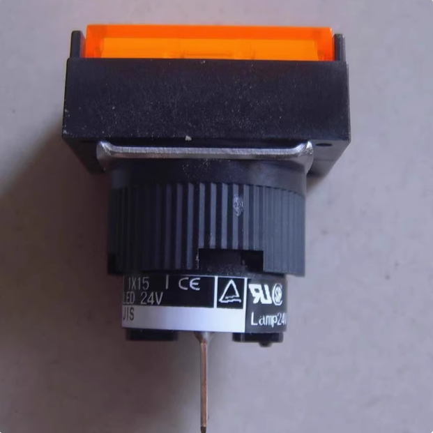 1PC Fuji AH165-ZTOE3 Push Button Switch Fast Ship