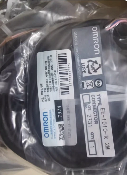 1PC New In Box  EE-1010-R 2M Proximity Sensor Expedited Ship