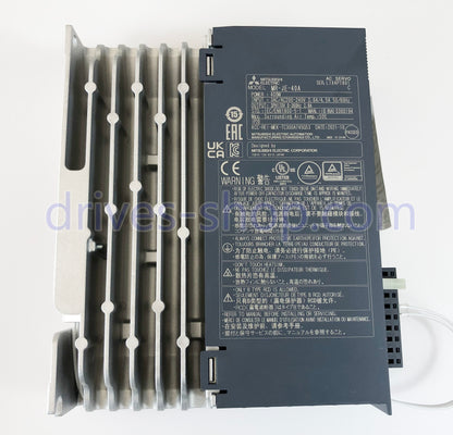 لمحرك سيرفو ميتسوبيشي MR-JE-40A في الصندوق MRJE40A 