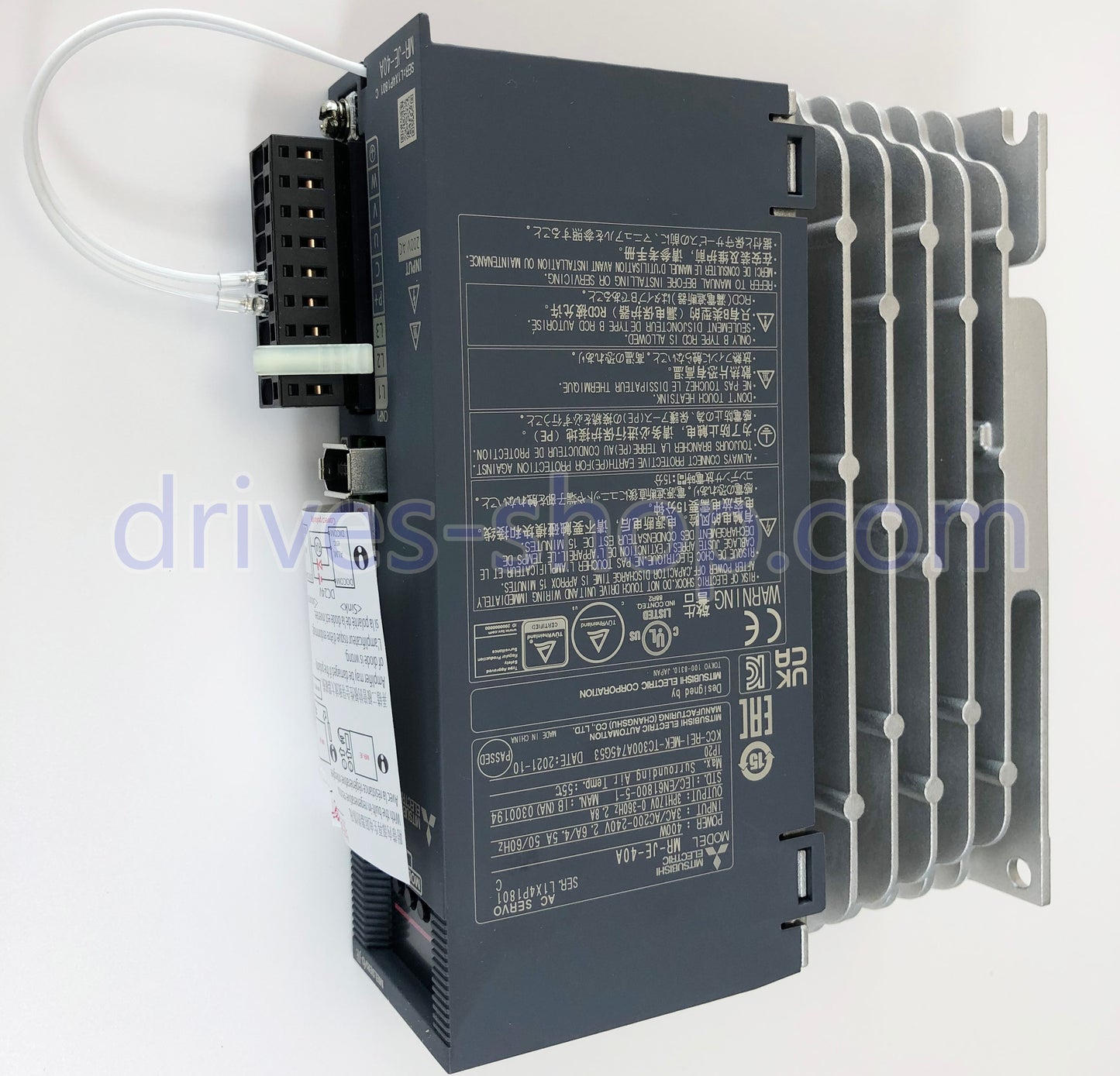 لمحرك سيرفو ميتسوبيشي MR-JE-40A في الصندوق MRJE40A 