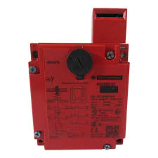 1PCS NEW Safety Interlock XCSE83127 Fast Ship