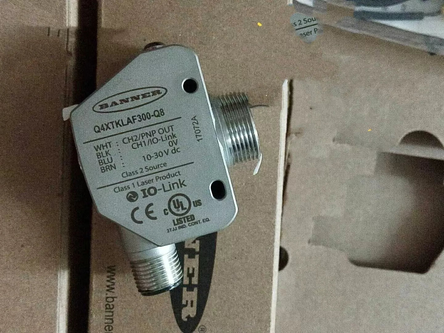 Sensor Q4xtklaf300-Q8 by Dhl or Fedex#B994 Cl China Supplier Platform
