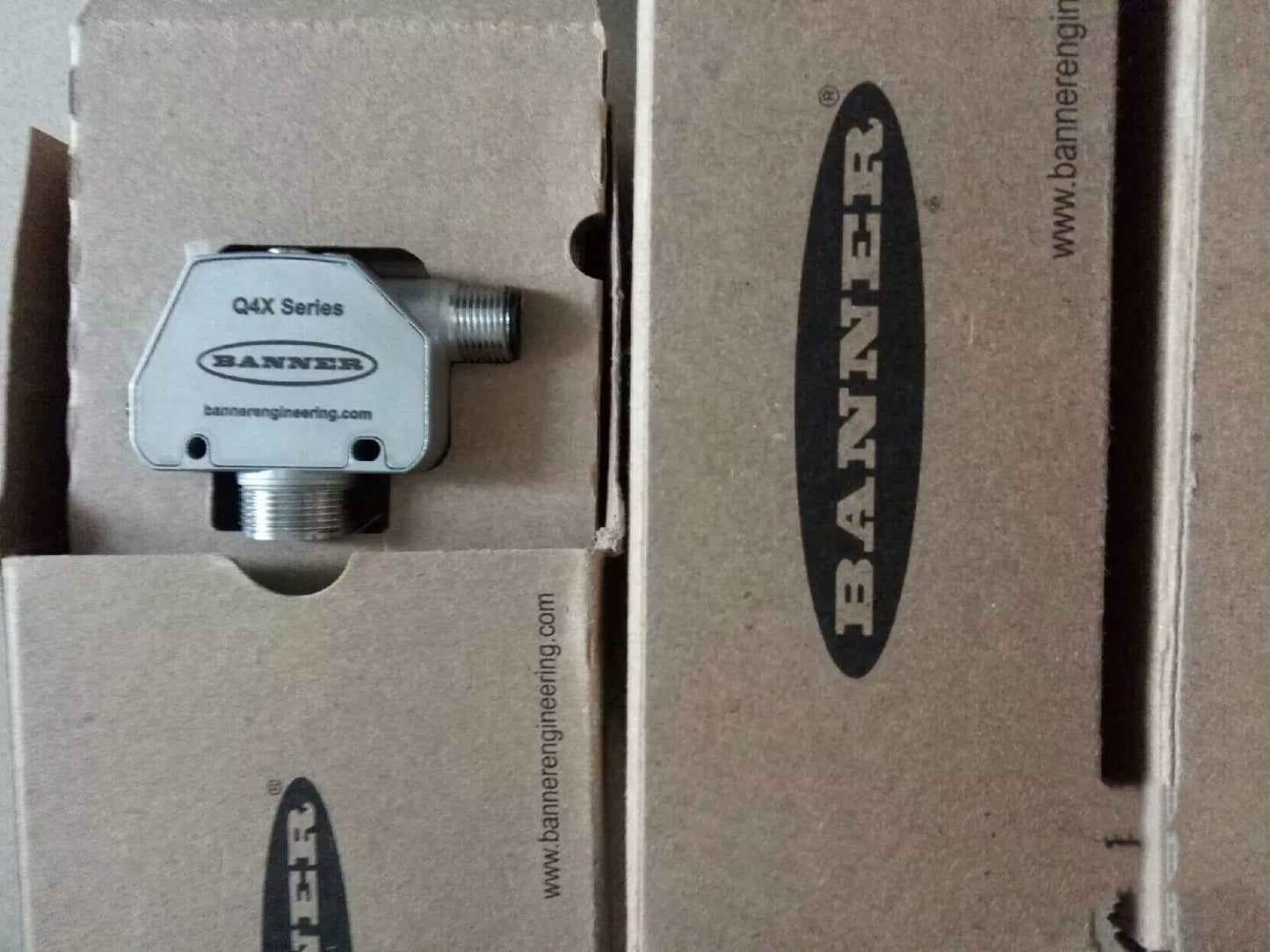 Sensor Q4xtklaf300-Q8 by Dhl or Fedex#B994 Cl China Supplier Platform