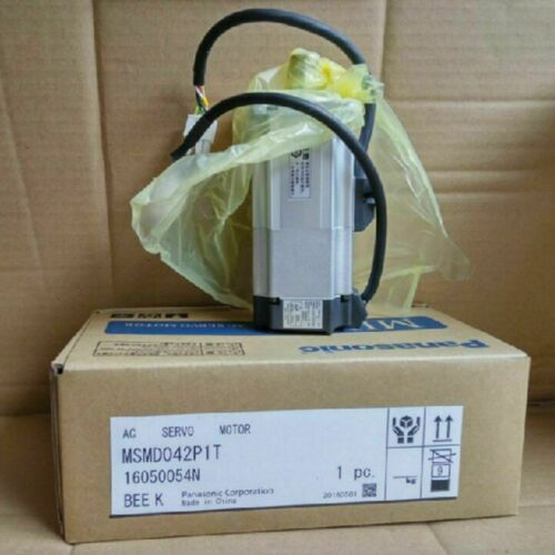 1PC Neu im Karton MSMD042P1T Panasonic AC-Servomotoren Schneller Versand Ein Jahr Garantie
