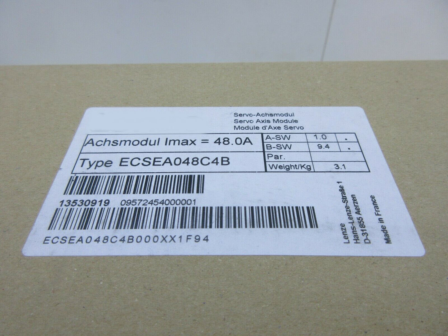 New LENZE ECSEA048C4B Inverter